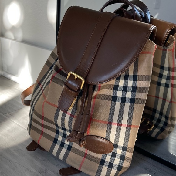 Vintage Burberry(S) Vintage Mini Backpack- ๐ผ - Picture 7 of 17